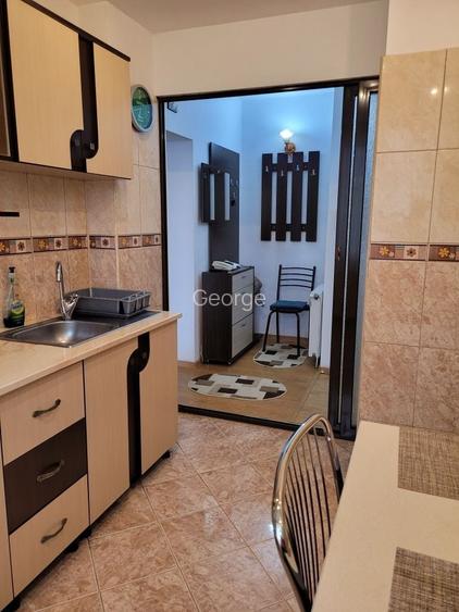 Apartament 2 camere semicentral de inchiriat