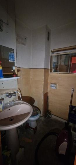 Apartament cu 3 camere decomandat, mobilat în 1 Mai