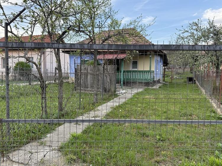 Spațiu comercial, în Sălătrucel