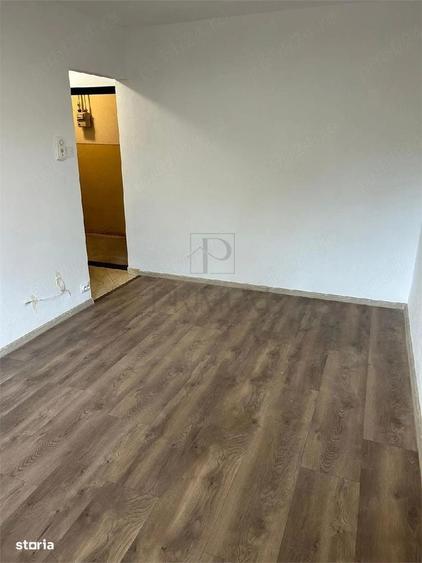 Garsonieră decomandată în Buziașului