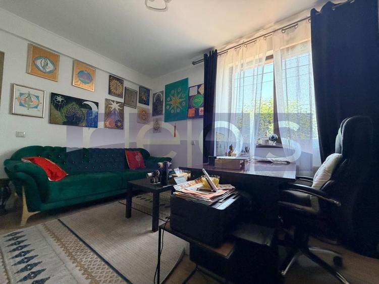 Casă individuală cu 5 camere cu Canalizare în Central