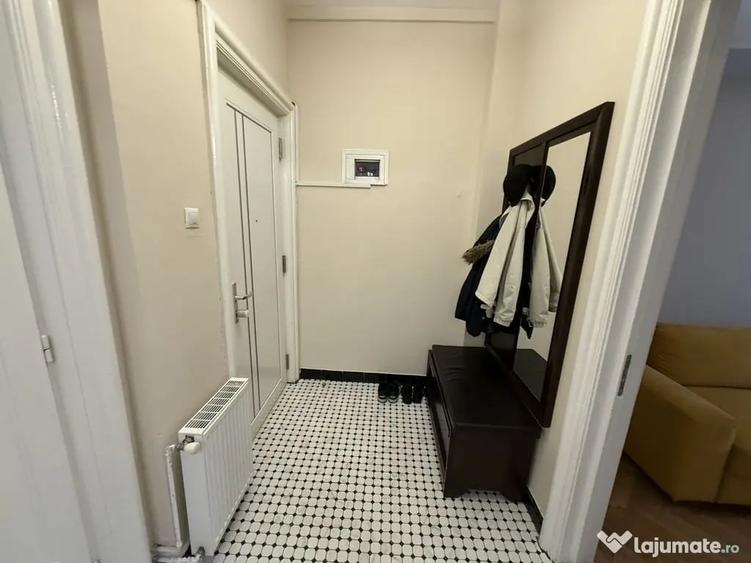 Apartament cu 6 camere decomandat în Ultracentral