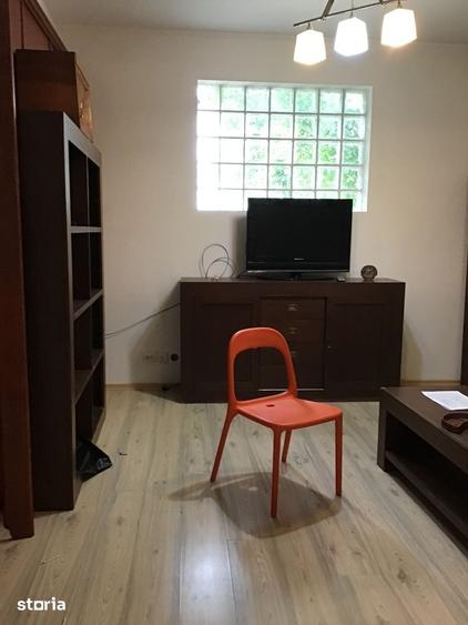 Apartament cu 2 camere semidecomandat în Vitan