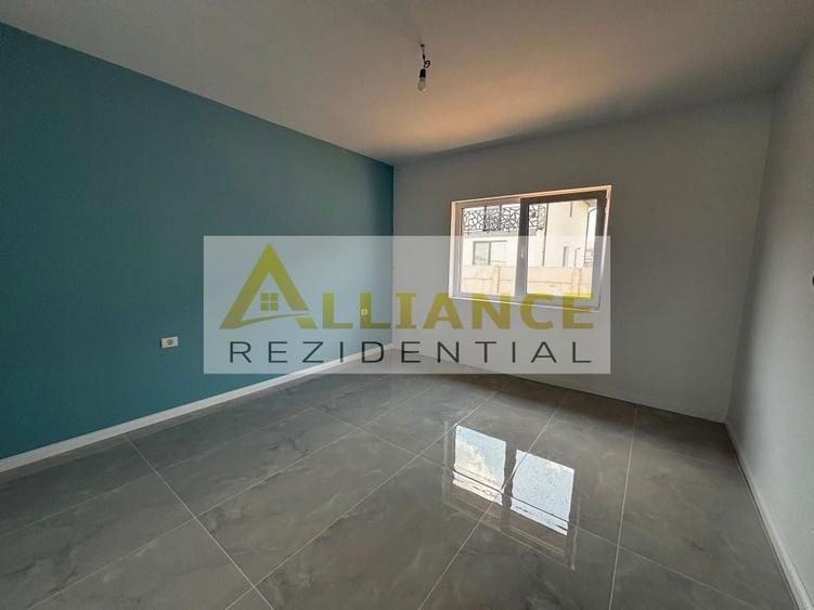 Casă cu 3 camere cu Teren 350 Mp în Berceni