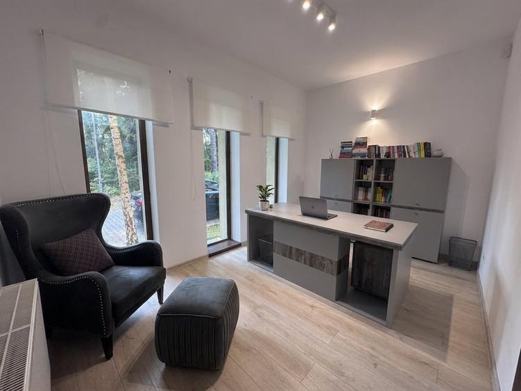 Duplex cu 5 camere cu Canalizare în Băneasa