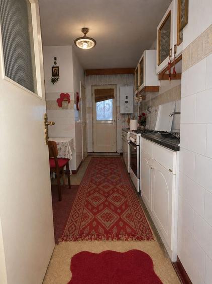 Apartament cu 2 camere decomandat în Mazepa 2