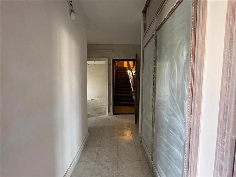 Apartament cu 2 camere decomandat în E3