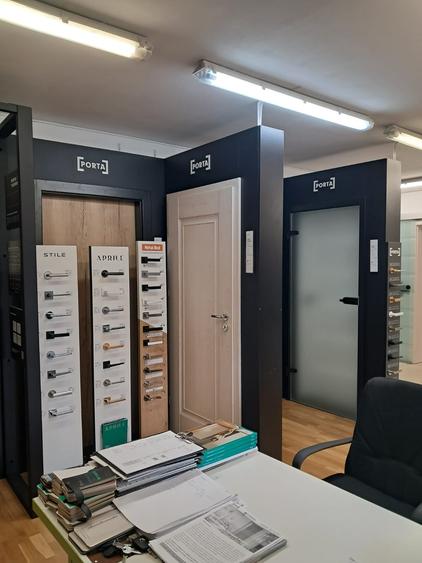 Spațiu comercial, de 60 mp, în Ștrand