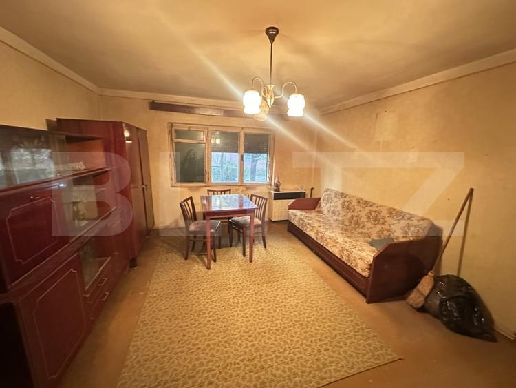 Apartament cu 2 camere semidecomandat în Micro 16