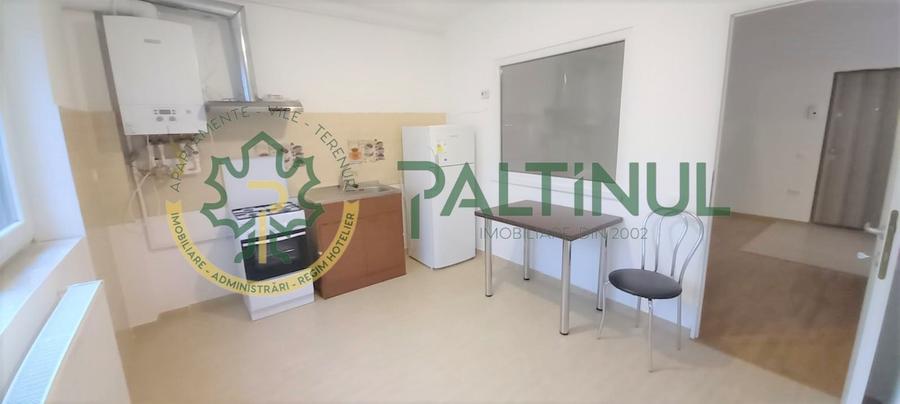 Apartament cu 2 camere decomandat în Periferie