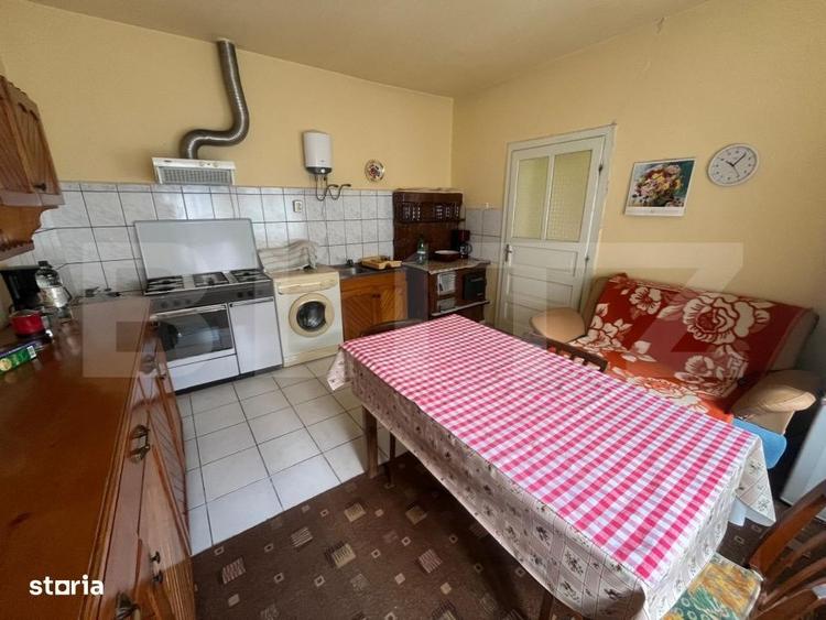 Casă cu 3 camere în Șintereag