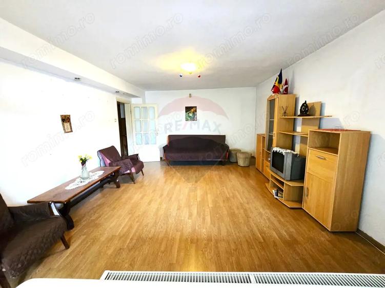 Apartament cu 4 camere decomandat în Ghermănești