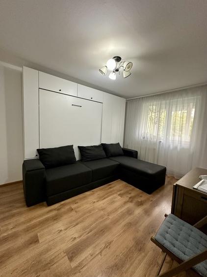 Apartament cu 2 camere decomandat în Drumul Taberei