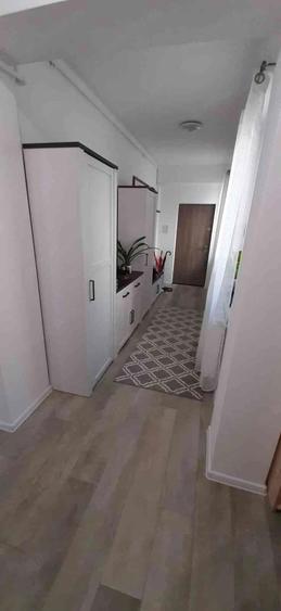 Apartament cu 2 camere decomandat în Giroc
