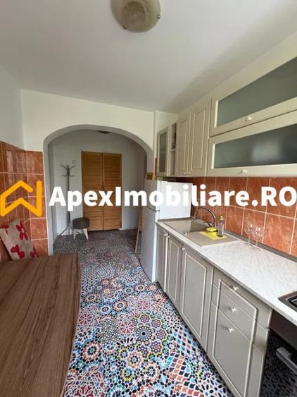 Apartament cu 2 camere semidecomandat, mobilat în Basarabia