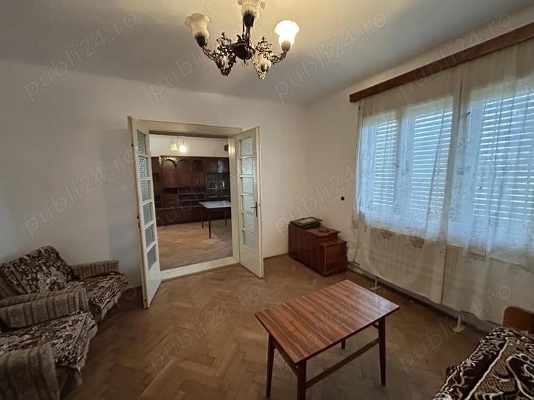 Casă cu 4 camere cu Teren 1500 Mp în Mândruloc
