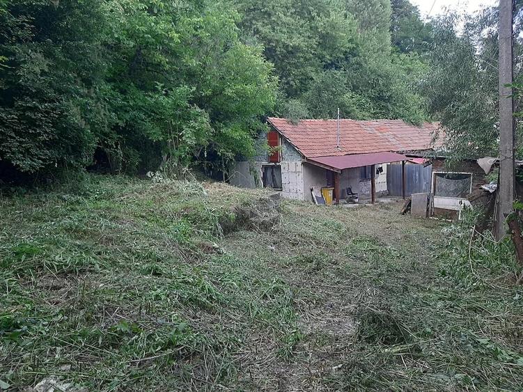 Casă cu 1 camere cu Teren 400 Mp în Exterior Vest
