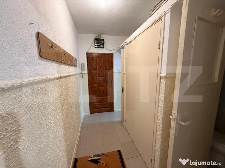 Apartament cu 2 camere semidecomandat în Malu Roșu