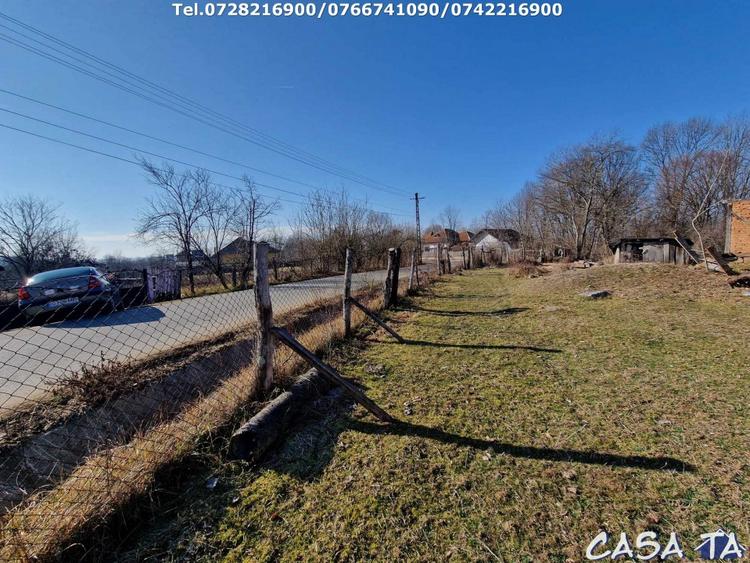 Casă individuală cu 3 camere cu Teren 3346 Mp în Central