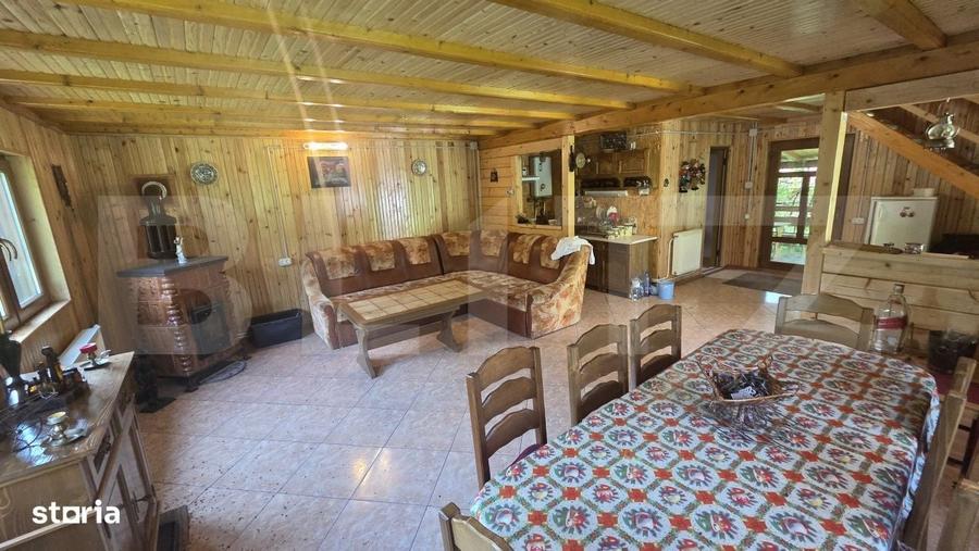Casă cu 4 camere în Cetea