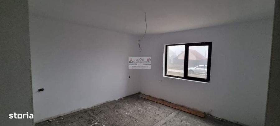 Casă cu 4 camere în Giurgeni
