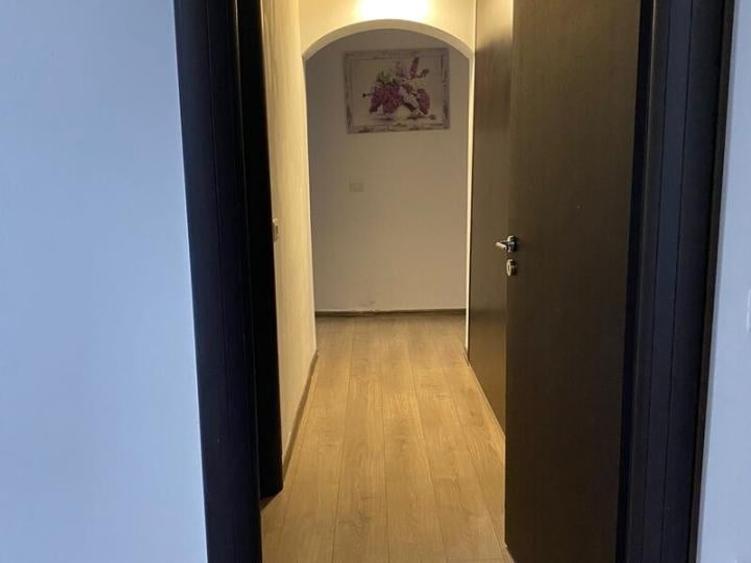 Apartament cu 4 camere decomandat, mobilat în Lujerului