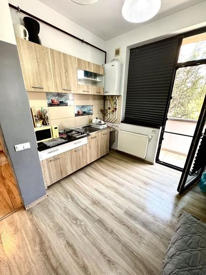 Apartament cu 2 camere decomandat, mobilat în Tomis Nord