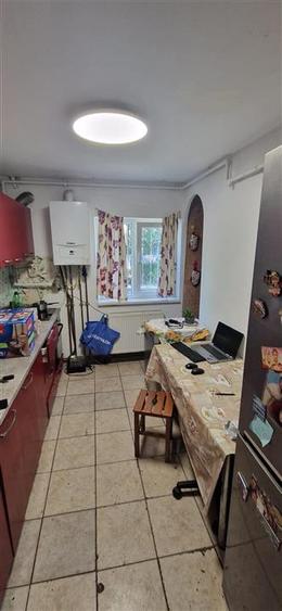 Apartament cu 2 camere decomandat în Soarelui