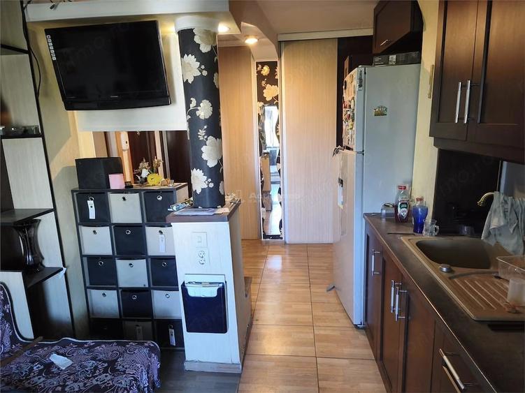 Apartament cu 2 camere decomandat în Mihai Bravu