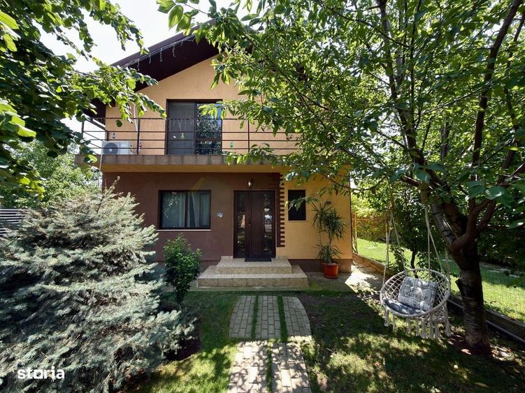Casă cu 4 camere în Tunari