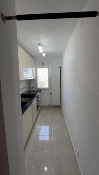 Garsonieră decomandată în Politehnica