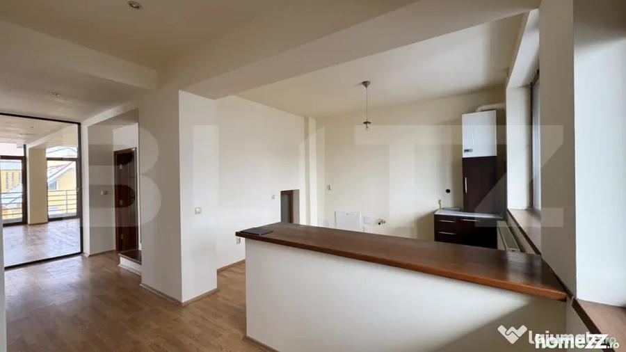 Apartament cu 4 camere decomandat în Brazda lui Novac