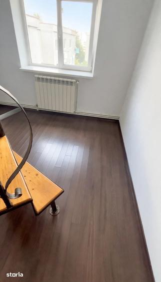 Apartament cu 4 camere în Central