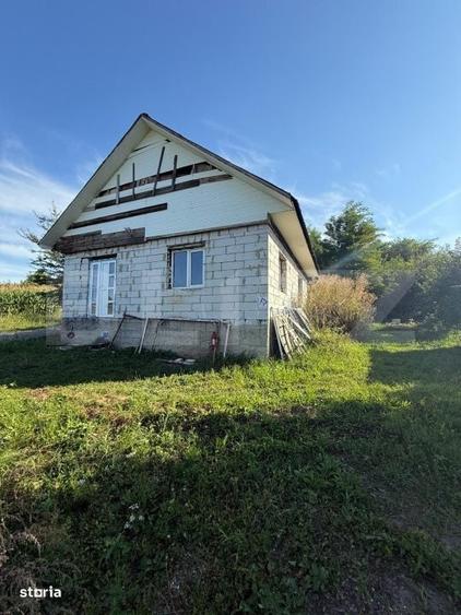 Casă cu 4 camere în Central