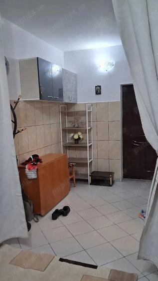 Garsonieră semidecomandată în Far