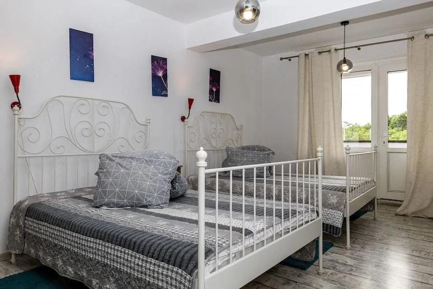 Spațiu comercial, de 855 mp, în Lintești