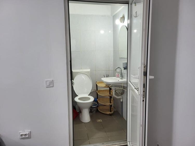 Spațiu comercial, de 30 mp, în Central
