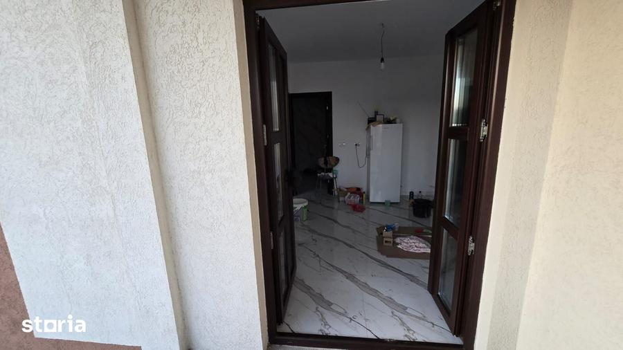 Casă cu 3 camere cu Teren 455 Mp în Corbu