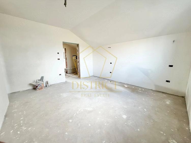 Casă cu 4 camere cu Teren 275 Mp în Urseni