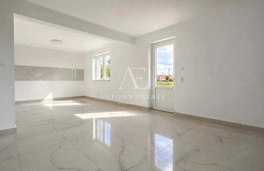 Casă cu Teren 2877 Mp în Tileagd