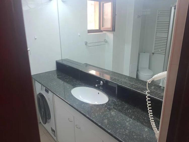 Apartament cu 3 camere decomandat, mobilat în Tătărași