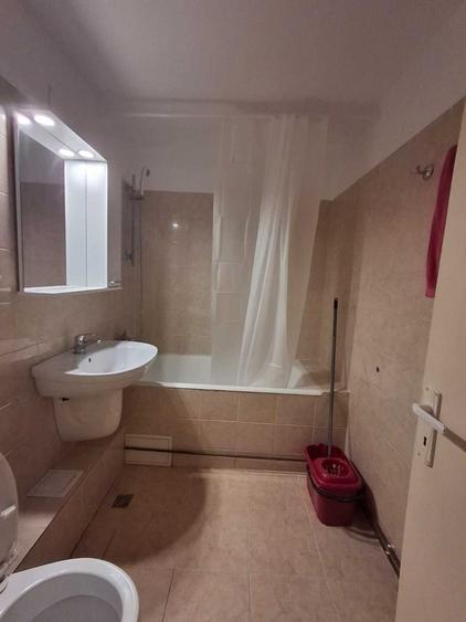 Apartament cu 2 camere decomandat în Ștrand