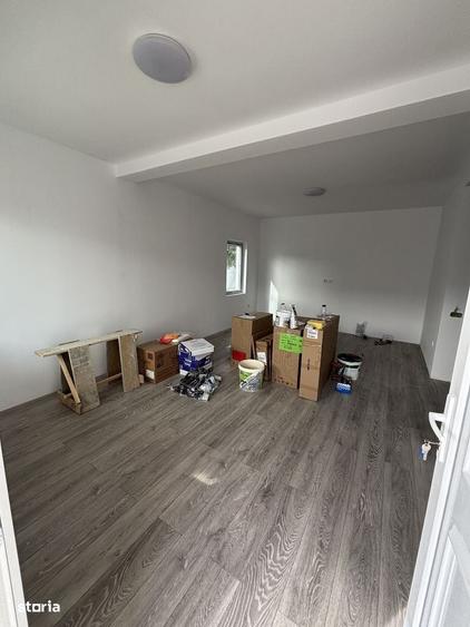 Casă cu 4 camere cu Teren 140 Mp în Central