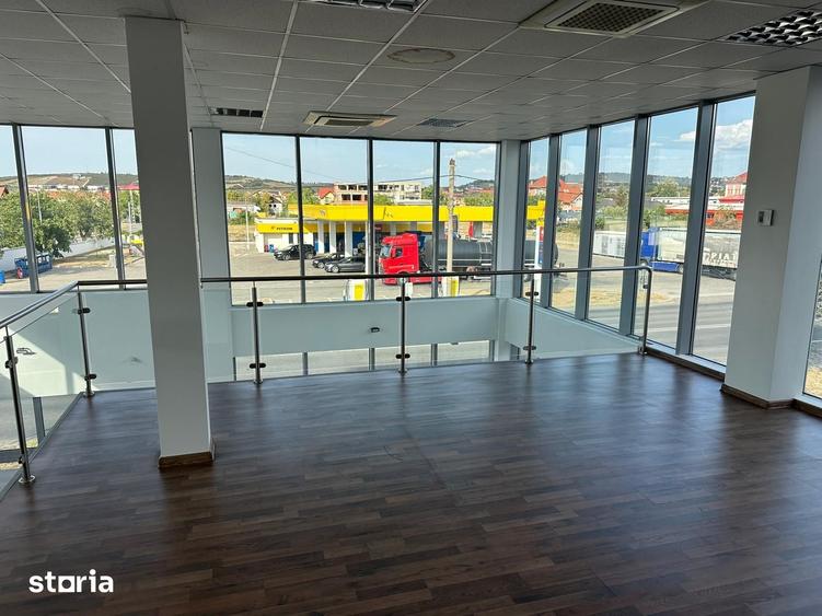 Spațiu comercial, de 412 mp, în Central