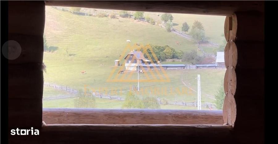 Casă cu 4 camere cu Teren 29000 Mp în Central