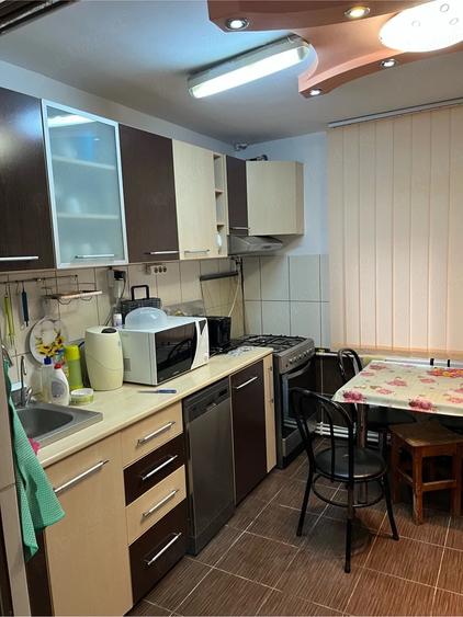 Apartament cu 3 camere decomandat în Unirii Nord