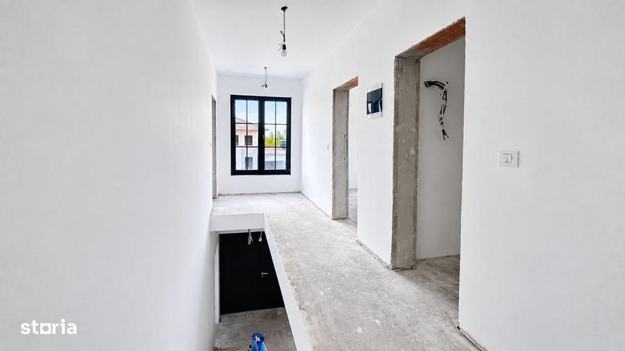 Casă cu 4 camere cu Teren 634 Mp în Ghiroda