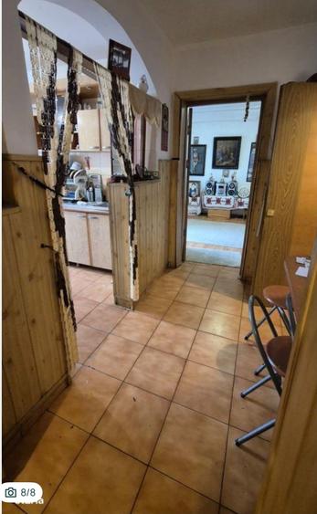 Apartament cu 4 camere semidecomandat în Crângași