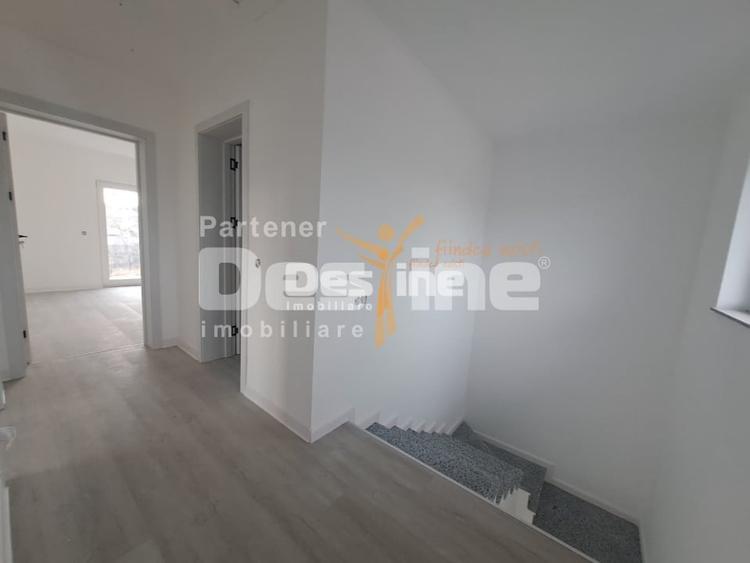 Casă individuală cu 4 camere cu Teren 407 Mp în Miroslava
