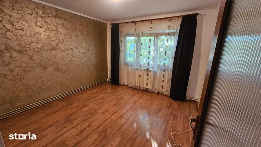Apartament cu 3 camere în Țiglina 3
